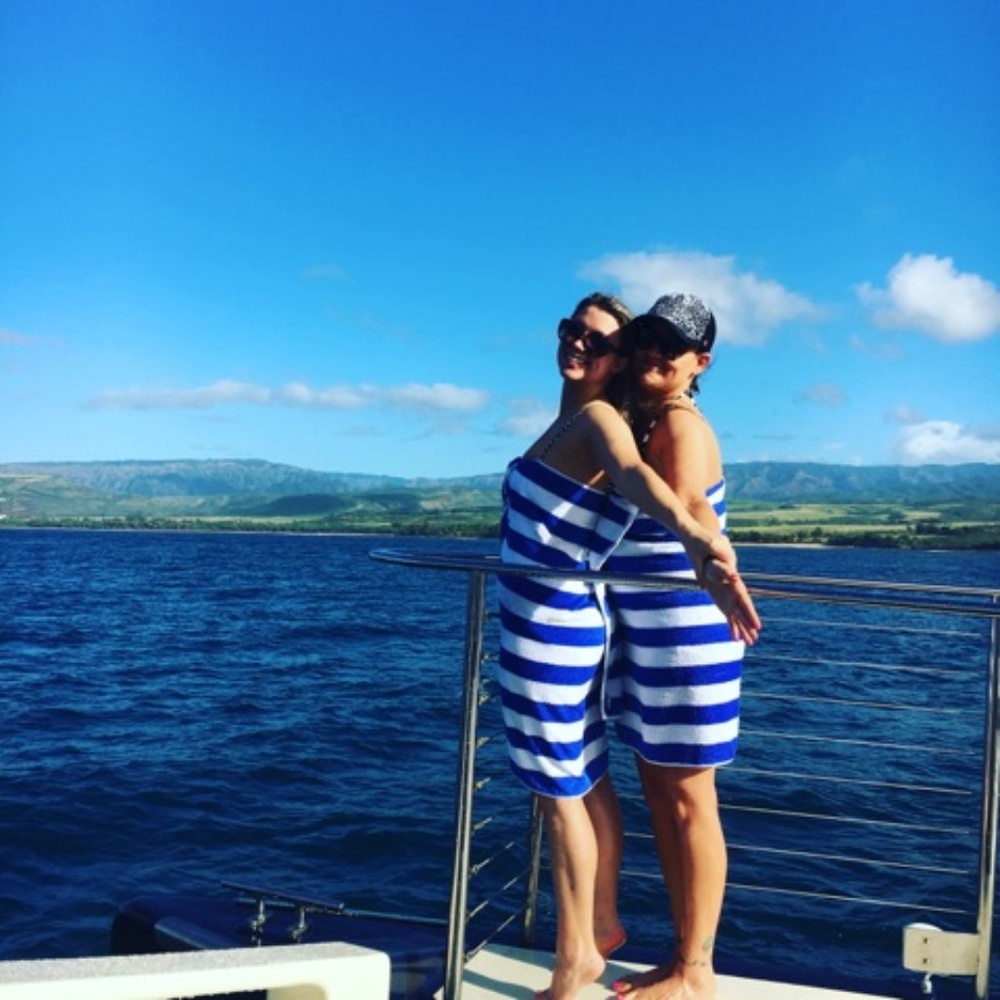 BUNDLES are welcome 💃🐬👙🩱